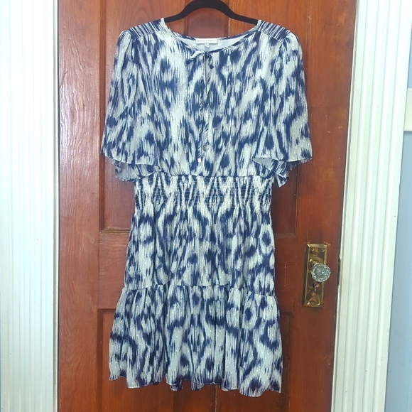 Crushed 3/4 Sleeve Ikat V-Neck